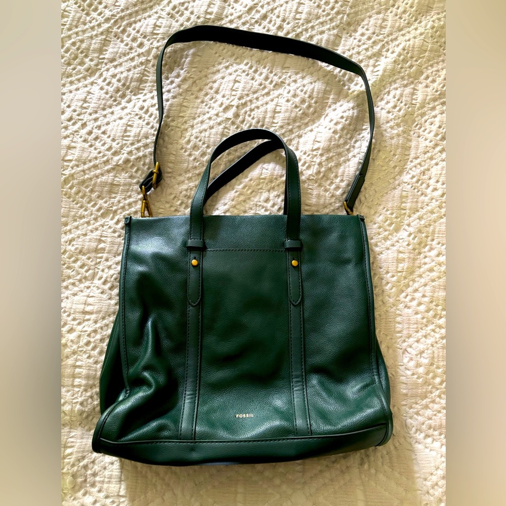 Fossil purse